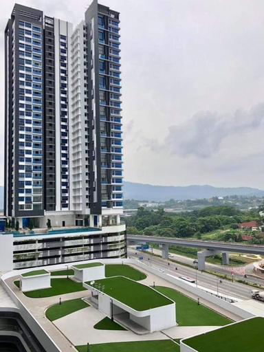 D'Sara Sentral 5 PAX Netflix TV 5 min sb hospital, Shah Alam