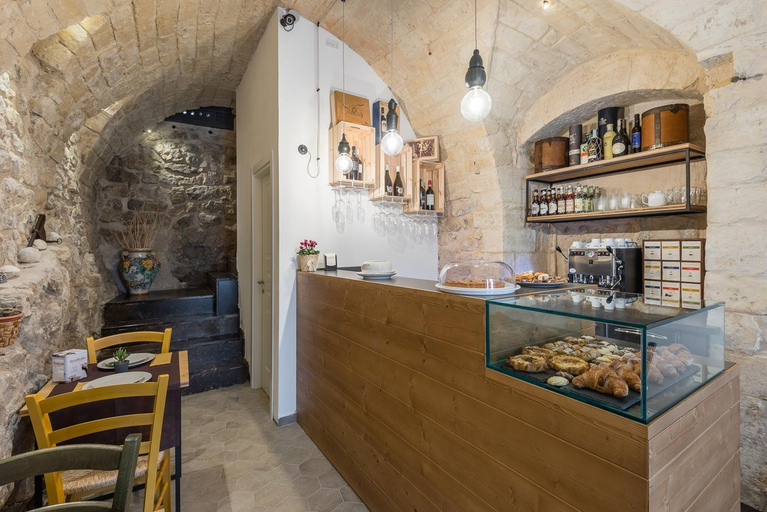Food & Drinks 3, Il Baiocco -Ibla Charme Rooms, Ragusa