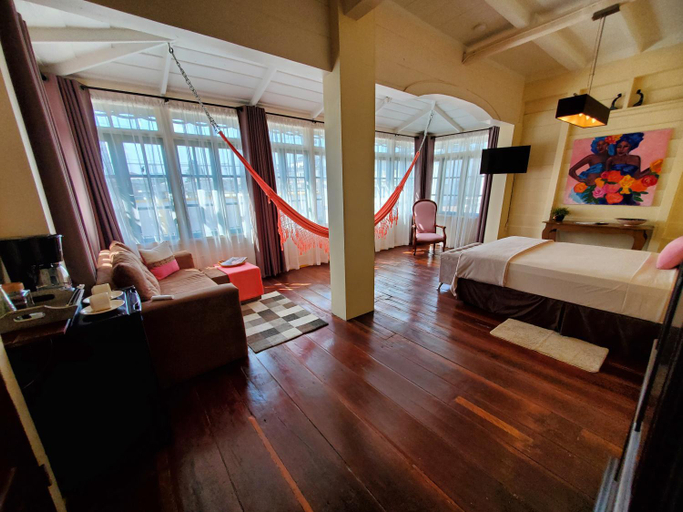 Others 3, Prins Hendrik Suites, Rainville