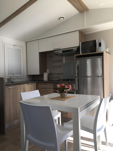 Others 5, Bungalow Vacances, Alpes-Maritimes