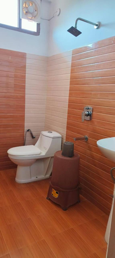 Bathroom 2, HOTEL AVI IN DALHOUSIE BANIKHET, Chamba