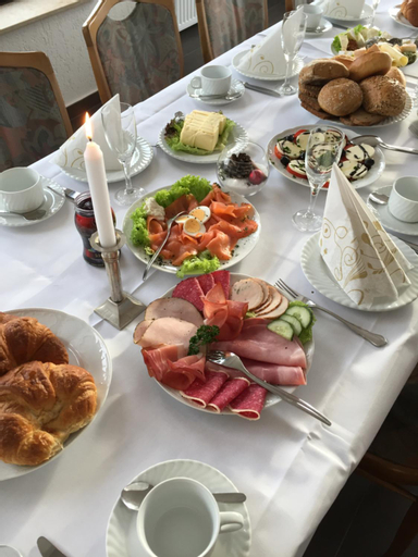 Food & Drinks 4, Hotel Restaurant Kroatia, Dortmund
