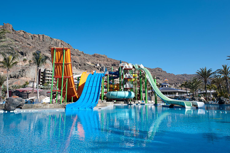 Sport & Beauty 2, Villas de Taurito, Las Palmas