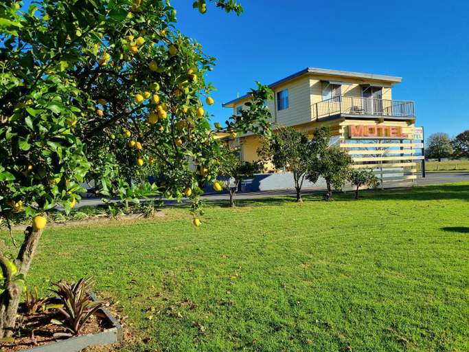 Others 3, Parkdrive Motel, Kempsey