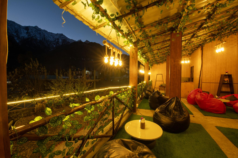 Others 4, The Bunk Street, Kullu