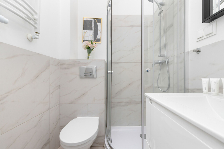 Bathroom 3, Bright Studio With Balkony by Renters, Gdańsk City