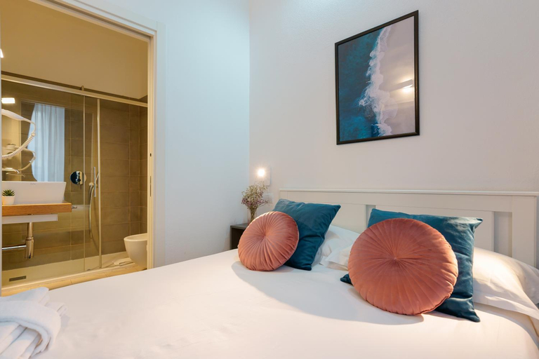 Bedroom 2, CrossRoad 4, Cagliari