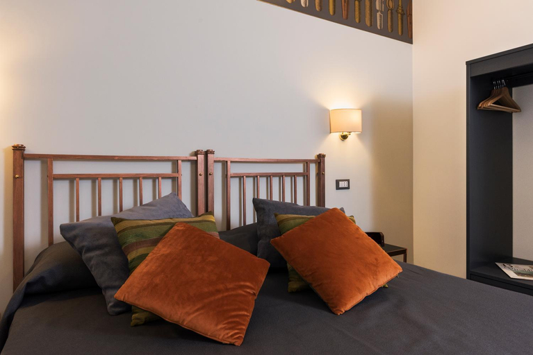 Bedroom 2, Cavour Suites Guest House, Rome