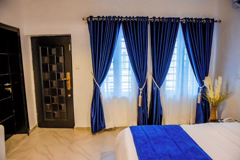 Others 5, El Elyon Hotel and Suites, Mushin