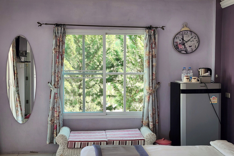 Bedroom 27