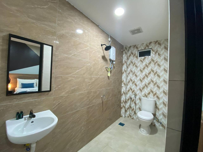 Bathroom 4, Assalam Hotel, Kota Bharu