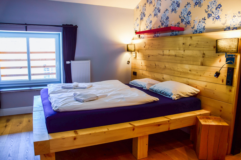 Bedroom 2, Inzell Zentrum Hotel, Traunstein
