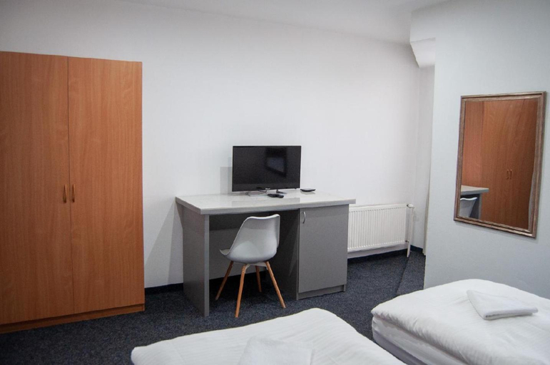 Bedroom 2, Hotel Joker, Most