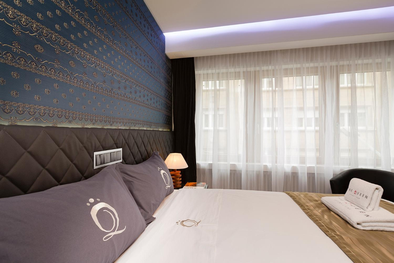 Bedroom 12