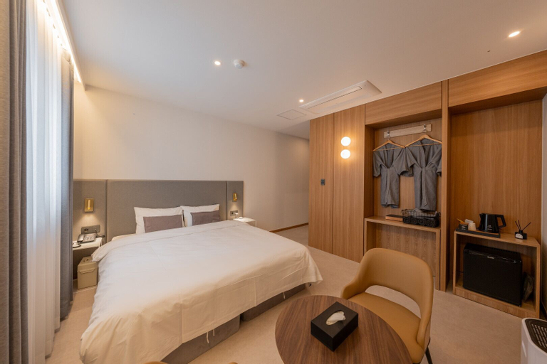 Bedroom 10