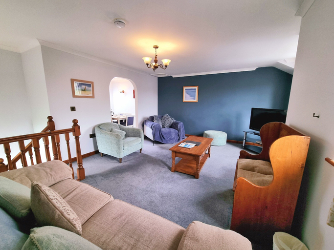 Others 5, Tregurrian Villas, Cornwall