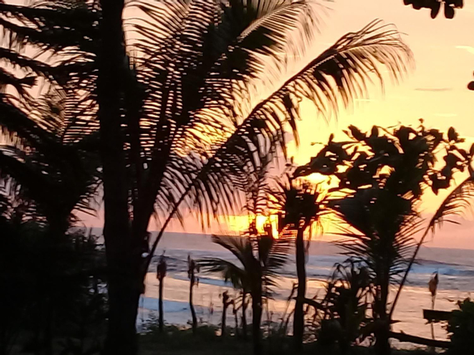 Others 2, Castaway Surf Retreat 1, West Sumbawa