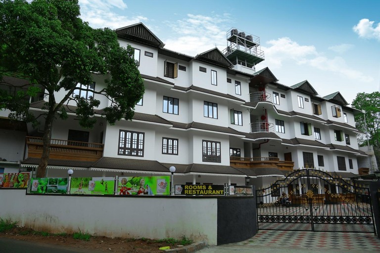 Exterior & Views