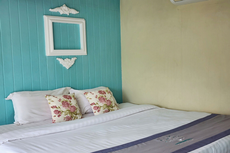 Bedroom 9