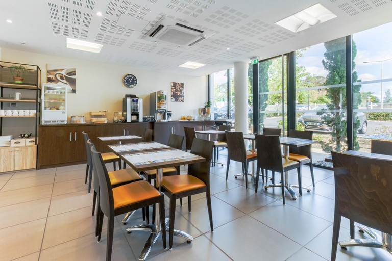 Food & Drinks 5, All Suites Appart Hôtel - Pau - Zénith, Pyrénées-Atlantiques