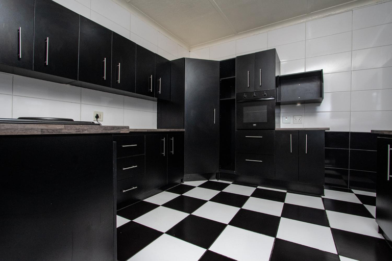 Others 5, WILLOW GUEST HOUSE, Ekurhuleni