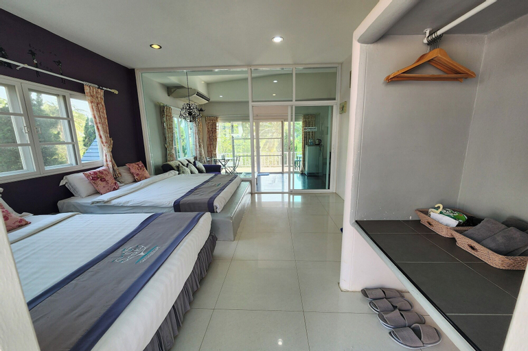 Bedroom 26