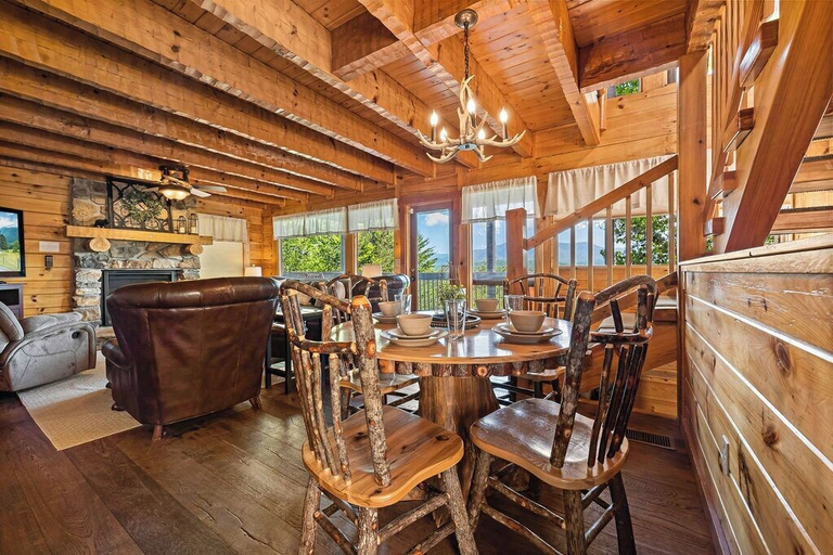 Food & Drinks 4, Mountain Paradise, Sevier