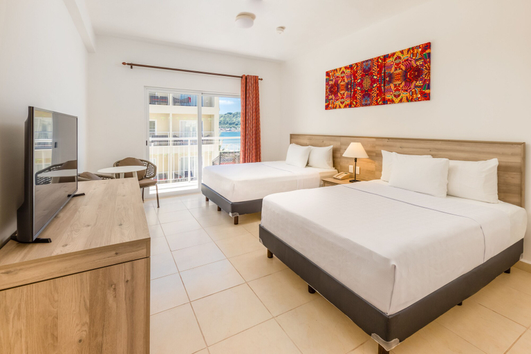 Bedroom 4, Decameron Isla Coral Guayabitos Ramada All Inclusive Resort, Compostela
