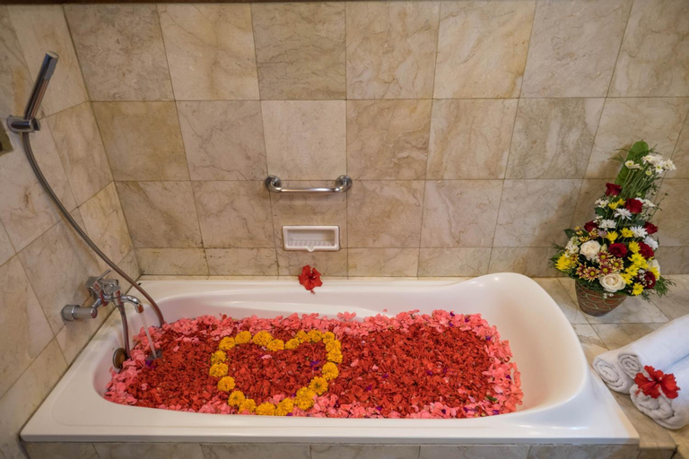 Bathroom 15