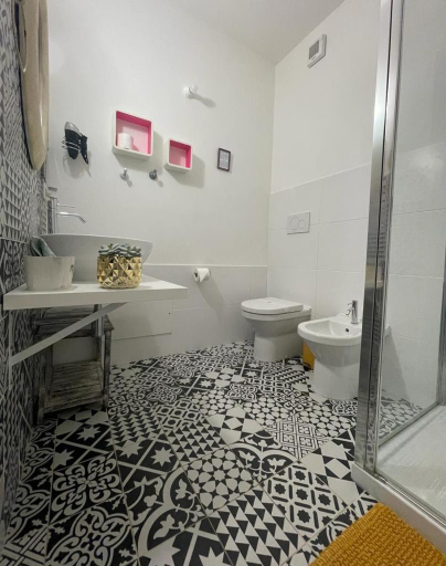 Bathroom 4, Torremana, Oristano