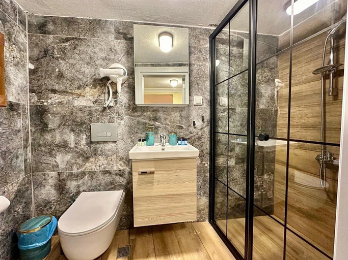 Bathroom 5, Golden Stay Boutique Hotel Taksim, Beyoğlu