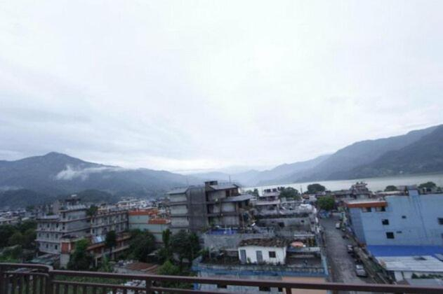 4, Hotel Ezen, Gandaki