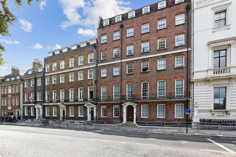 Exterior & Views, Buckingham Palace by Aeria Apartments, London