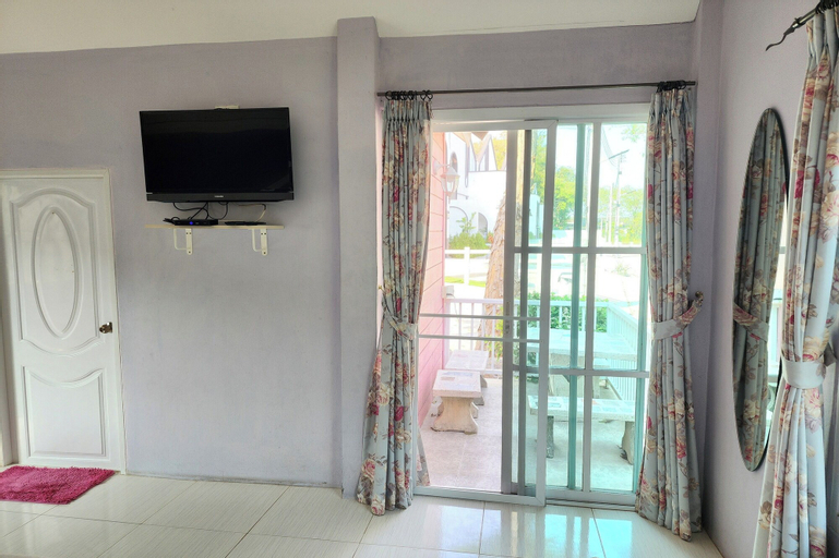 Bedroom 24