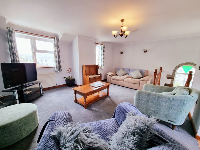 Others 5, Tregurrian Villas, Cornwall