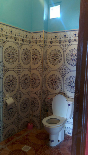 Bathroom 9