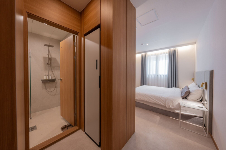 Bedroom 11