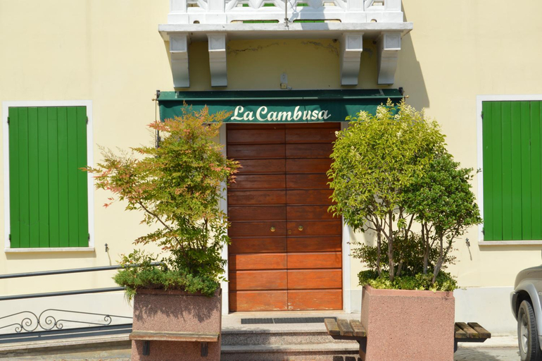 Others 2, B&B Cambusa, Mantua