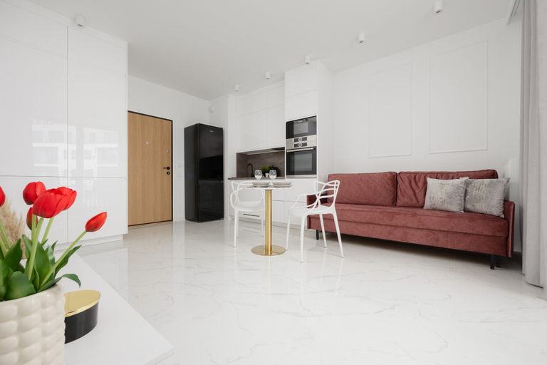 Others 5, Air-conditioned Studio by Renters, Warsaw