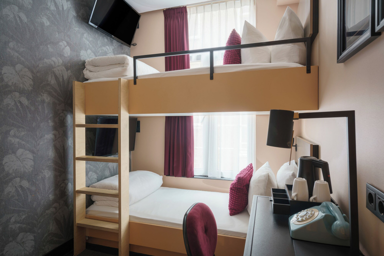 Bedroom 3, Krisotel, Amsterdam