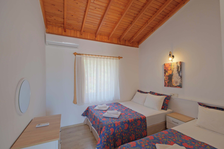 Bedroom 4, Adrasan Hotel, Kumluca
