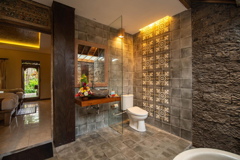 Bathroom 4, Ananda Ubud Resort, Gianyar