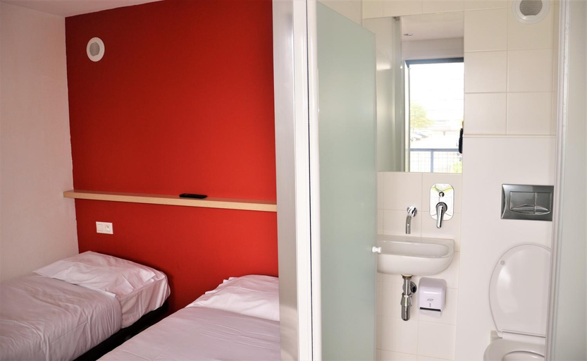 Bedroom, Unisotel Le Mans, Sarthe