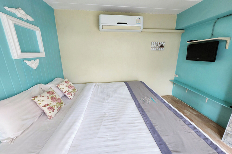 Bedroom 10