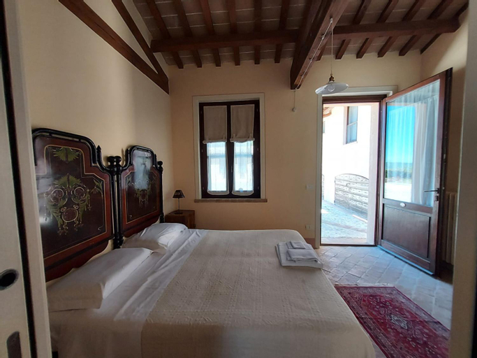 Bedroom 15