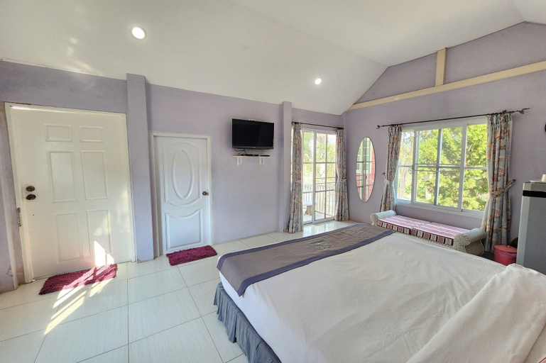 Bedroom 23