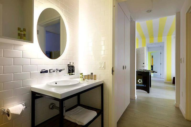 Bathroom 2, The Daydrift, Miami-Dade