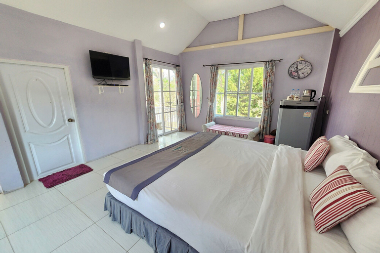 Bedroom 21