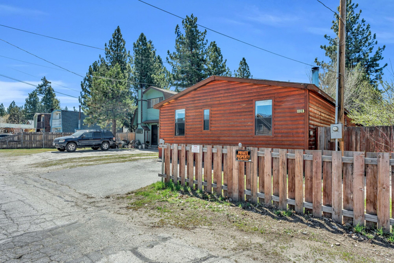 Exterior & Views 2, Country Club Chalet, San Bernardino