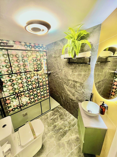 Bathroom 4, TresColores, Alicante